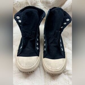 ÑBalenciaga Black Canvas HighTop Sneakers with White Soles No box, and the laces
